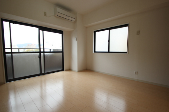 ノーブル平和大通り