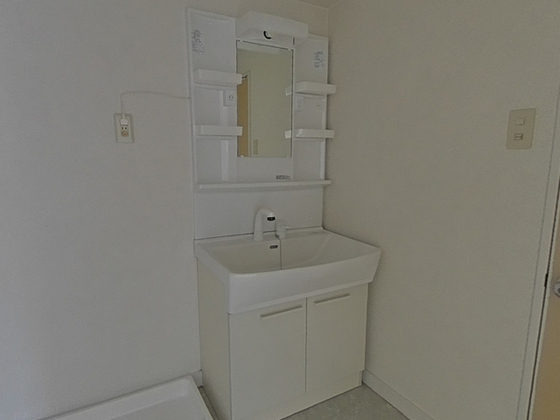 三石マンション