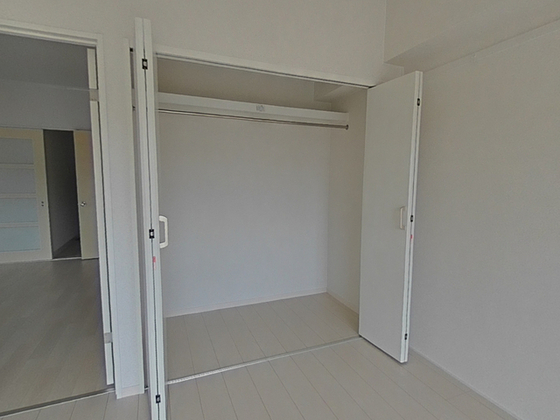 三石マンション