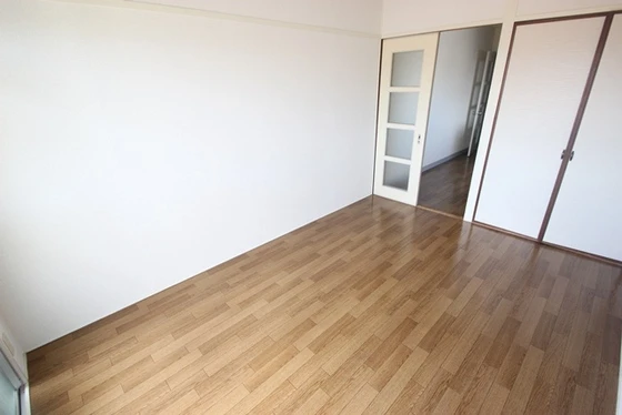 三石マンション