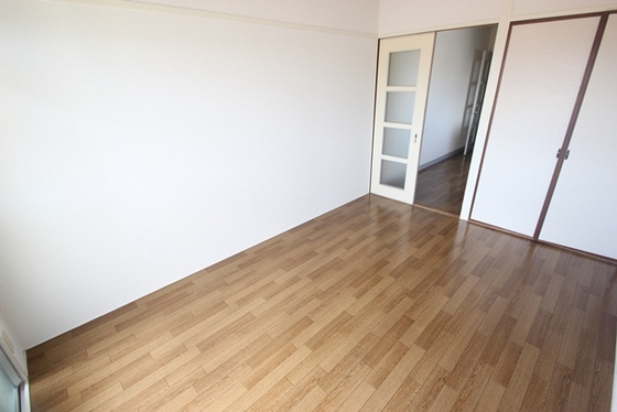 三石マンション