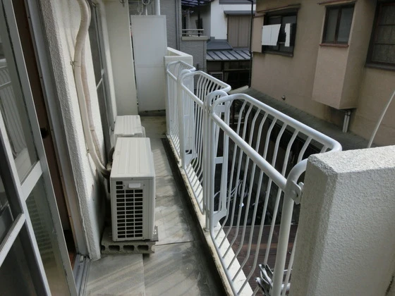 三石マンション