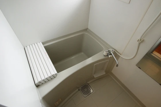 アゼリア土井 A棟