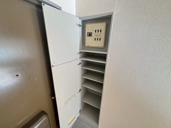 アルファービル