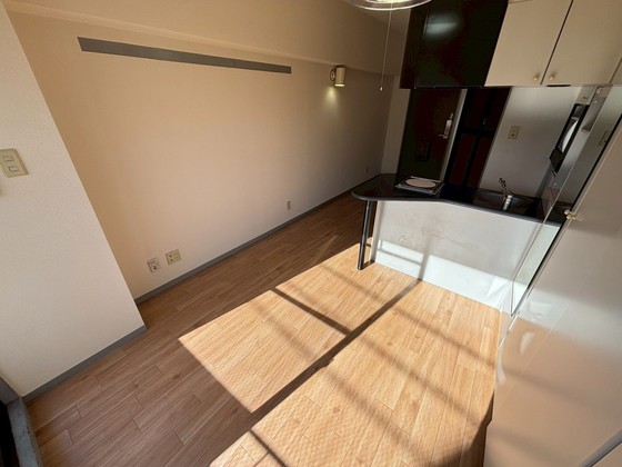 アルファービル