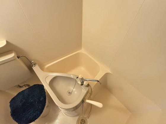 アルファービル