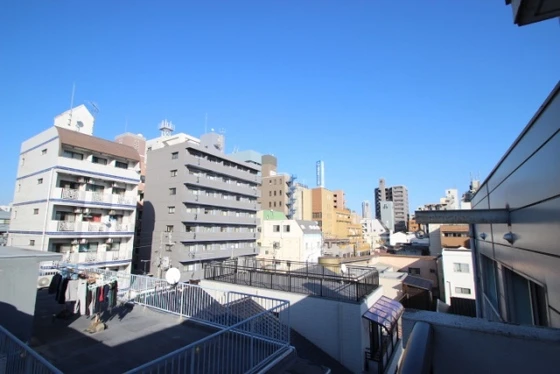 アルファービル