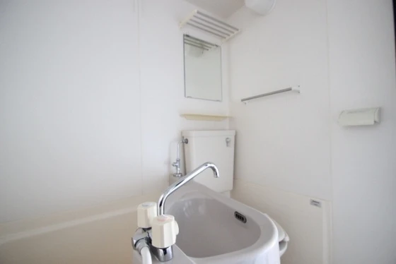 アルファービル