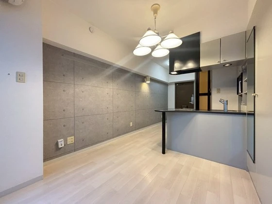 アルファービル