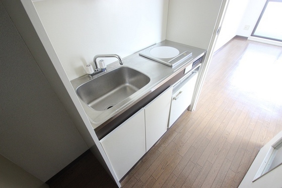 リーベイースト7