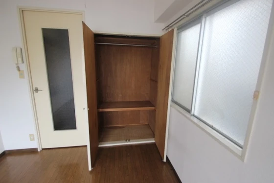 リーベイースト7