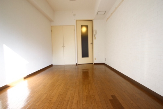 リーベイースト7