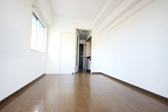 リーベイースト7