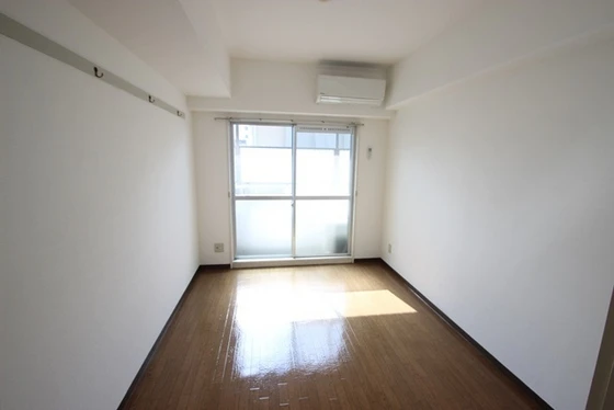 リーベイースト7