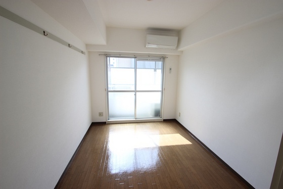 リーベイースト7