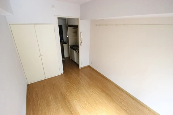 リーベイースト7