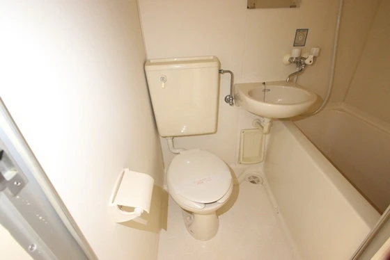 リーベイースト7