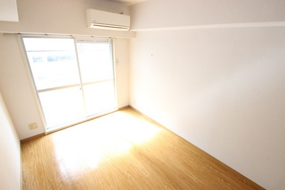 リーベイースト7