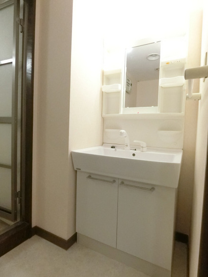 ライオンズヒルズ牛田早稲田