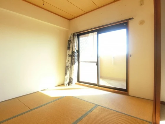 ライオンズヒルズ牛田早稲田