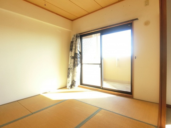 ライオンズヒルズ牛田早稲田