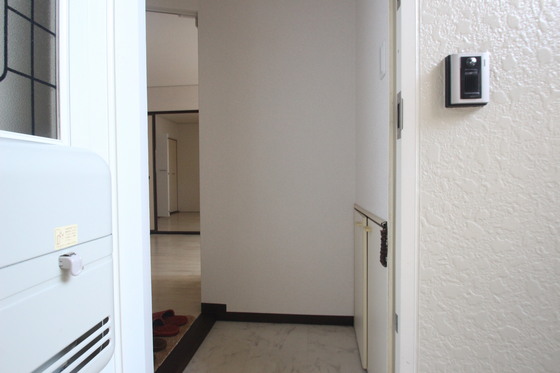 ドミール三和 A棟