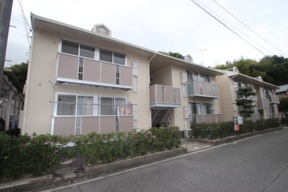 ドミール三和 A棟