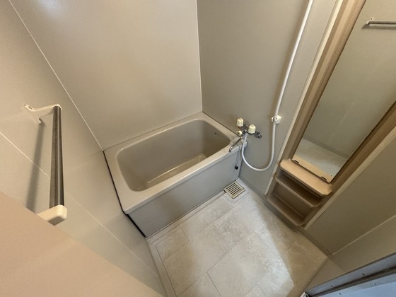 グランドール川内