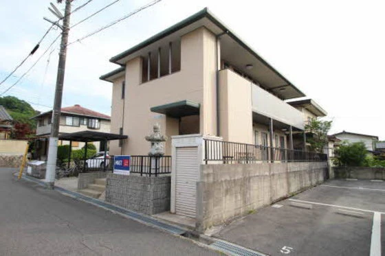 クレスト五月ケ丘