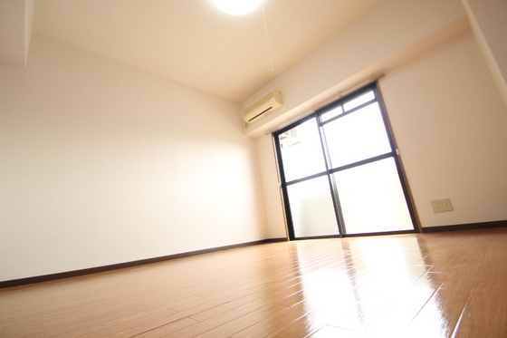 ロードワイドビル