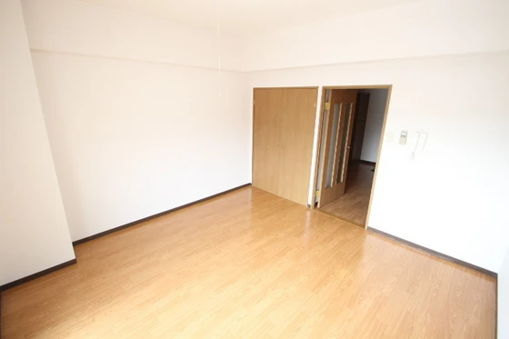 ロードワイドビル