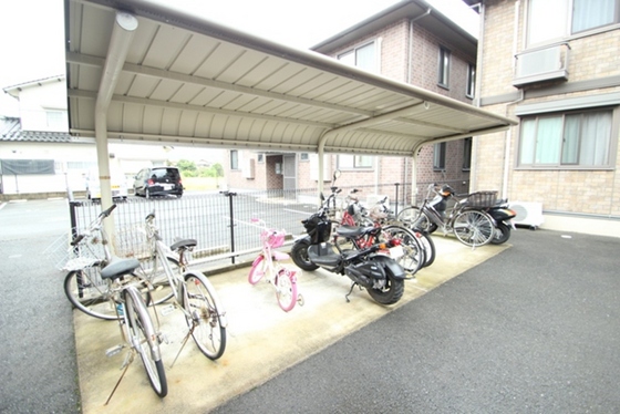 ヴィルヌーブマスダ B棟