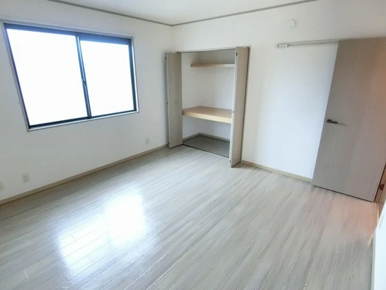 セジュール友清 D棟