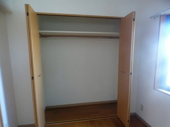 ロジュマン皆実