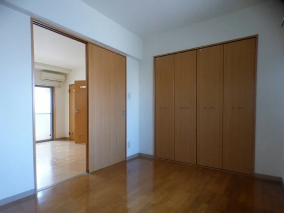 ロジュマン皆実