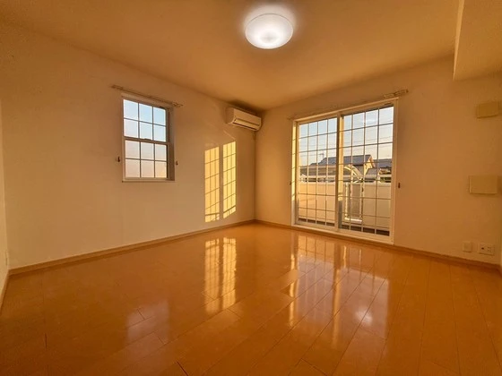 シャン・ド・フルール タマキ