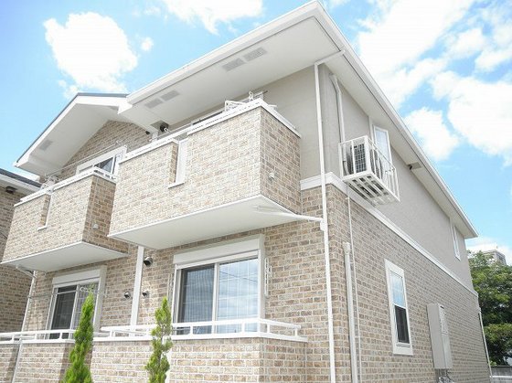 シャン・ド・フルール タマキ