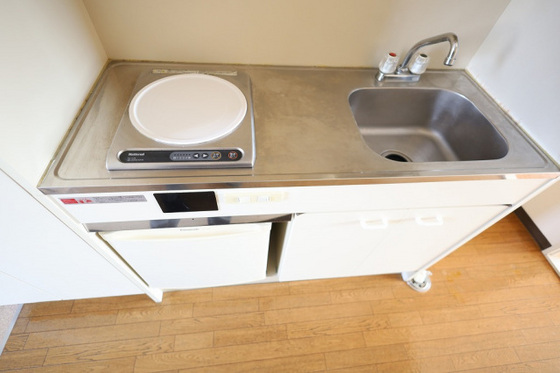 アクシス比治山