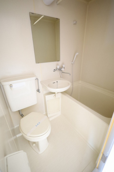 アクシス比治山