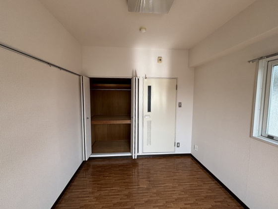 アクシス比治山