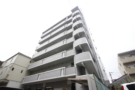 アクシス比治山