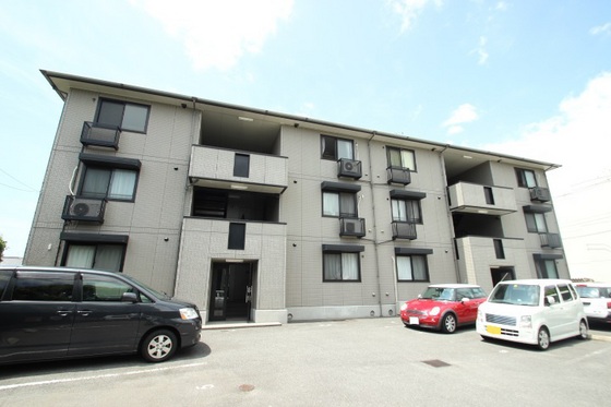 クレージュ中村