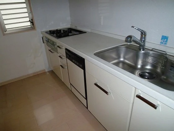 ロイヤルメゾン東国泰寺