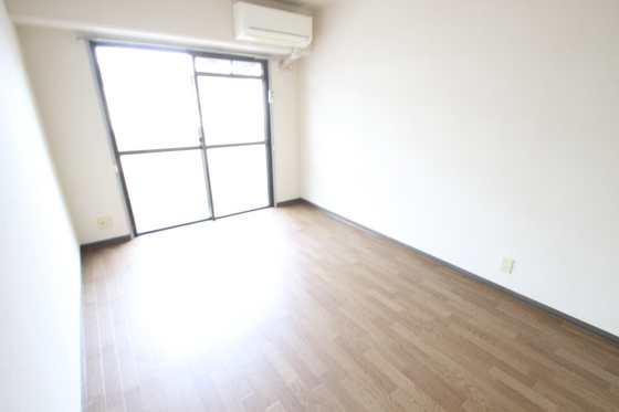 ボナハイツ川野