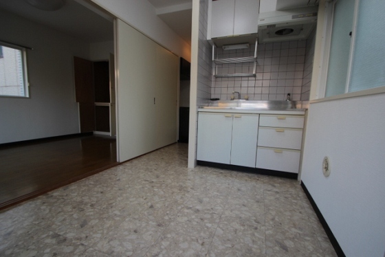 サンシャトウ白島