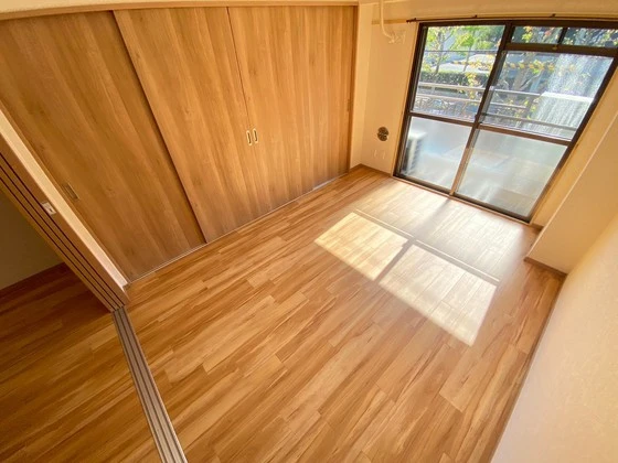 ジェームスプラザ