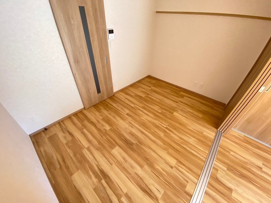 ジェームスプラザ