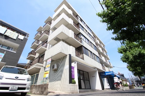 ジェームスプラザ