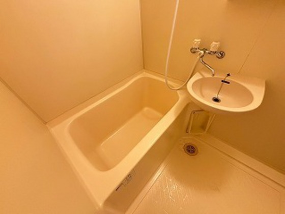 メゾンオートー