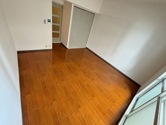 メゾンオートー